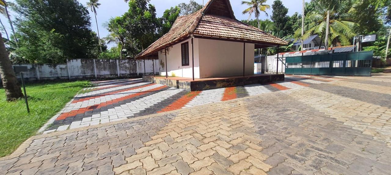 Ripples Service Villas Kollam Exterior photo