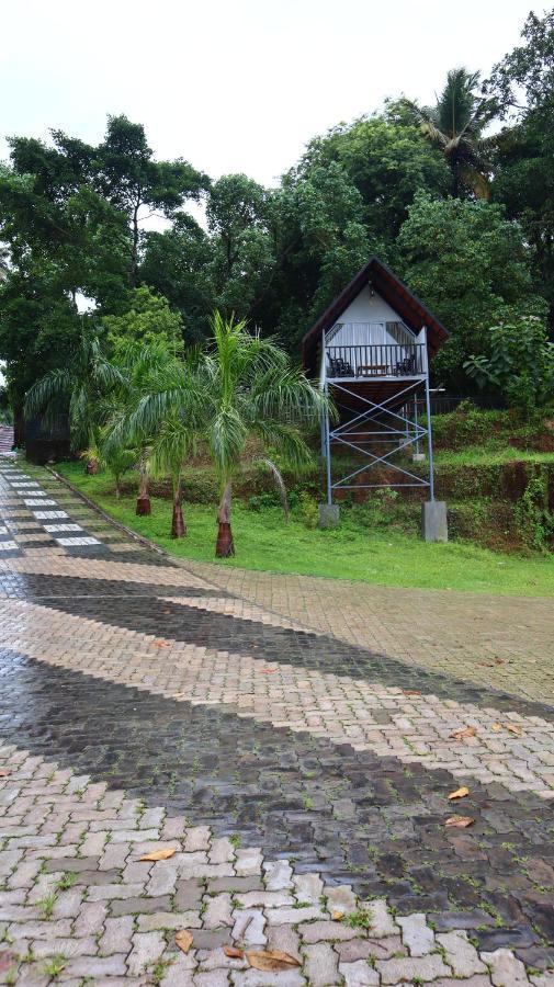 Ripples Service Villas Kollam Exterior photo
